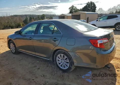 2012 Toyota Camry Base z USA, uszkodzony, nr VIN 4T1BF1FK0CU553875